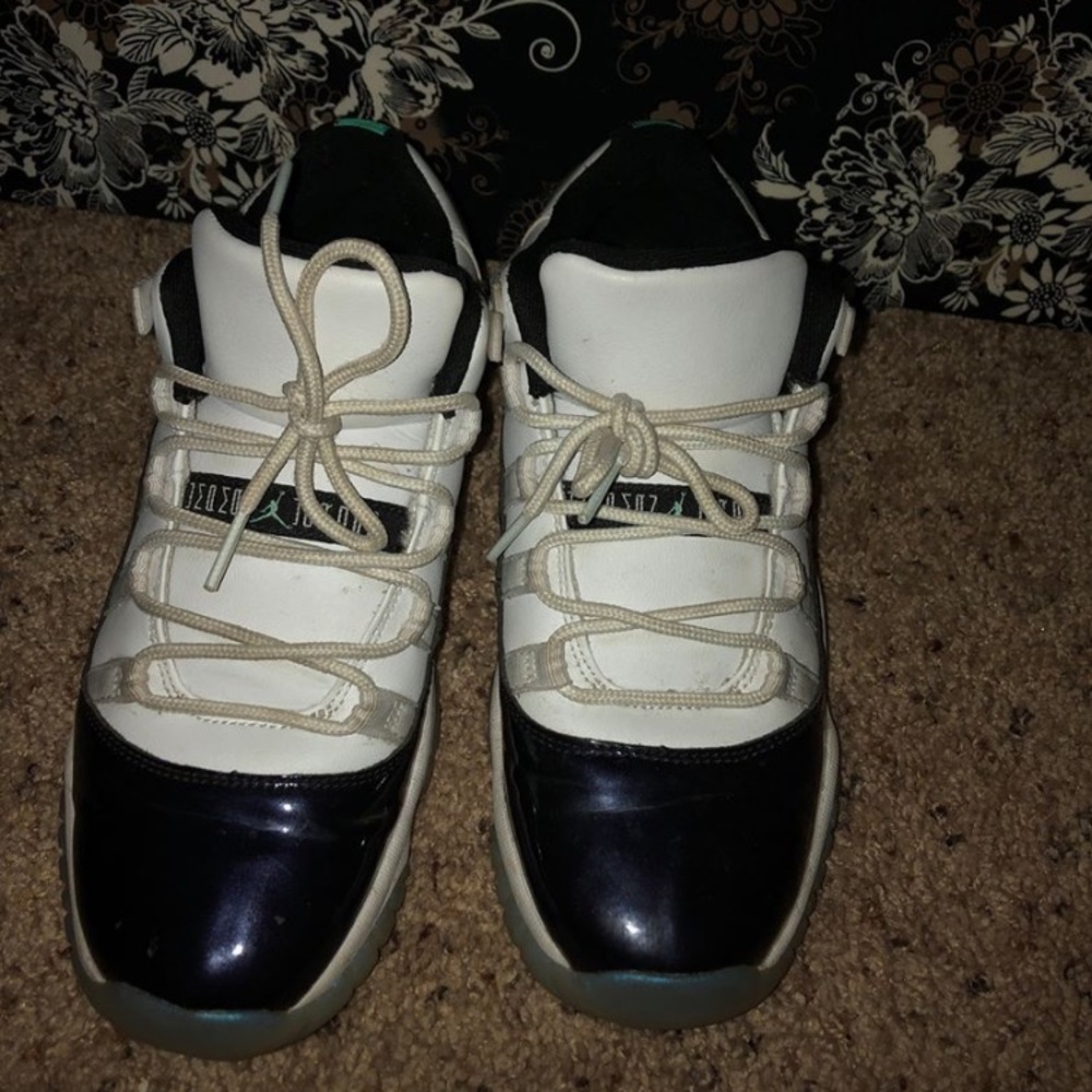 Air Jordan’s 11 - Emerald Green